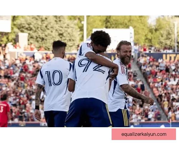 西甲加泰罗尼亚小城球队近期状态回暖，表现逐渐稳定