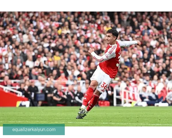 塞维利亚防守体系近期表现稳健，结构清晰且竞争力增强